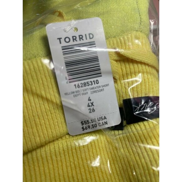 Lovesick Torrid Plus 4 Yellow Heart Long Sleeve Hoodie Sweater & Short Set - Picture 8 of 9